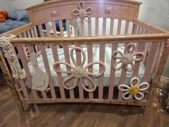 Graco 5 in 1 crib