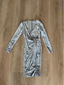 Calvin Klein Medium
