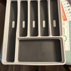Cutlery Draw Organizer $7