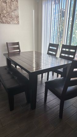 Dinning table and chairs
