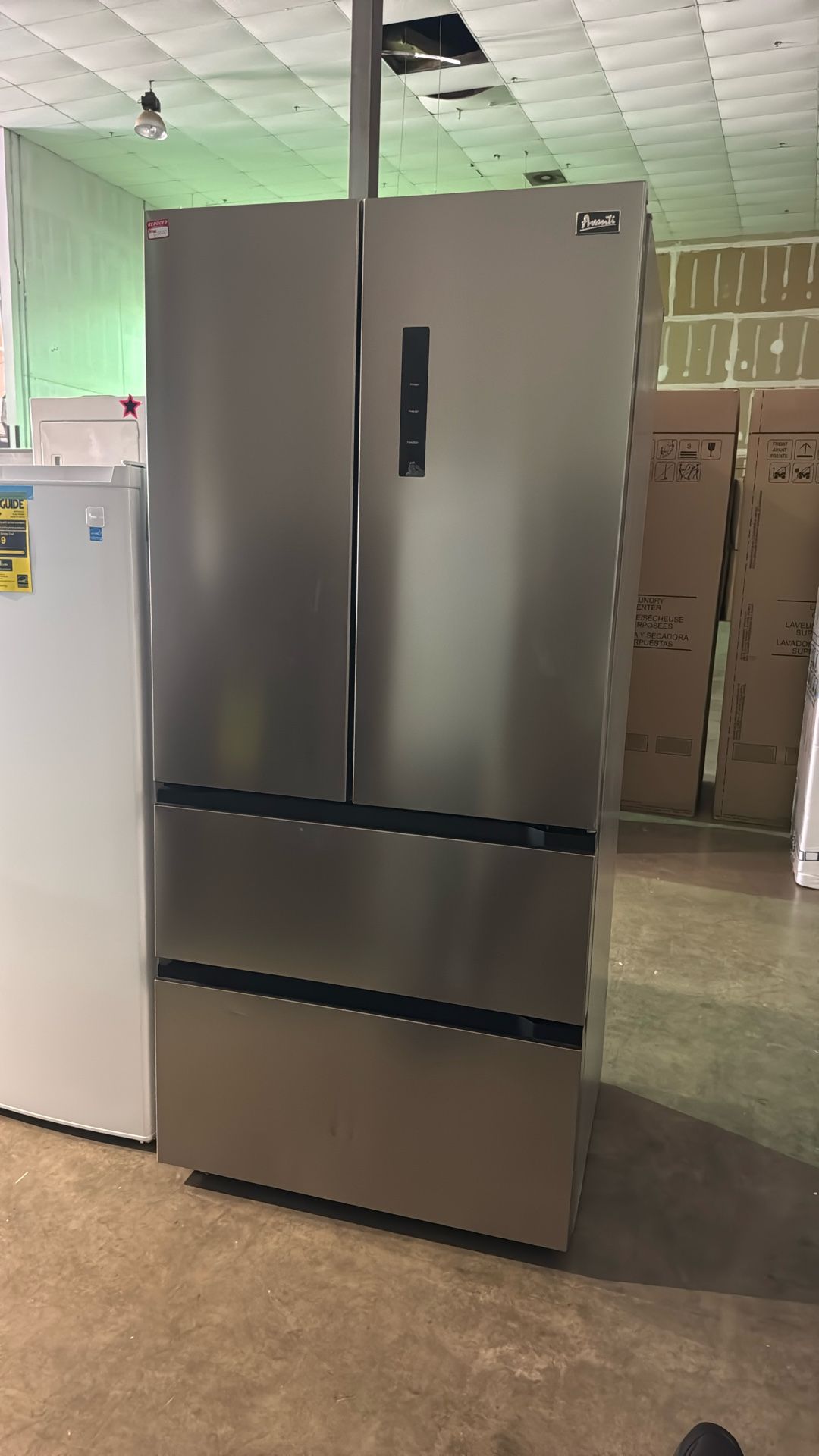 🔥 18 Cu. Ft. French Door Refrigerator – Scratch & Dent – OBO 🔥