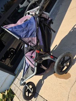 BOB Revolution Jogging Stroller