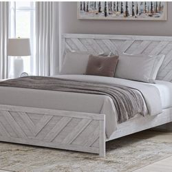 Ashley Furniture Cayboni King Panel Bed