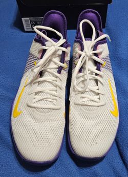 Pre-owned Nike LeBron Witness 4 Lakers BV7427-100, Men's 9.5
