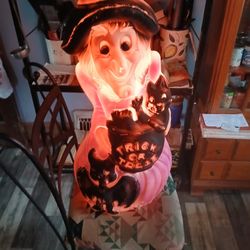 Halloween which hard plasticg