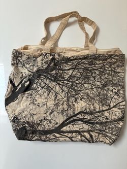 Tree tote bags