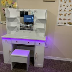 White Vanity Desk Mirror 