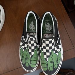 Vans Marvel Slip On Size 5 1/2 Men’s 7 Women’s