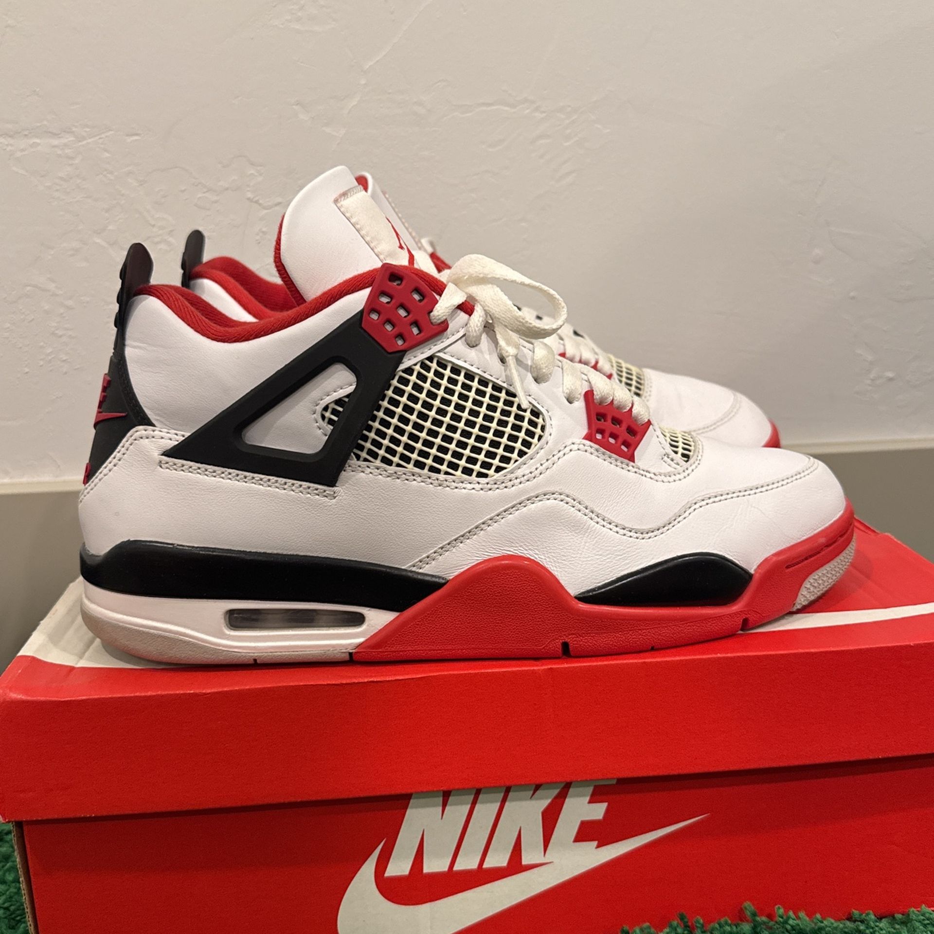 Size 11.5 - Jordan 4 Retro OG Mid Fire Red