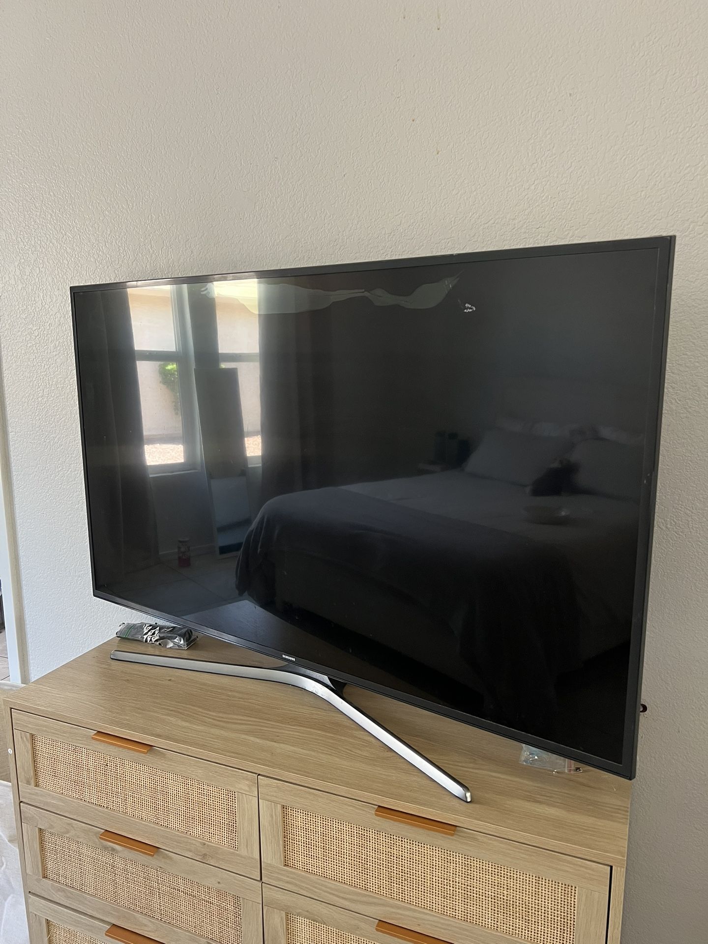 TV (50cm)