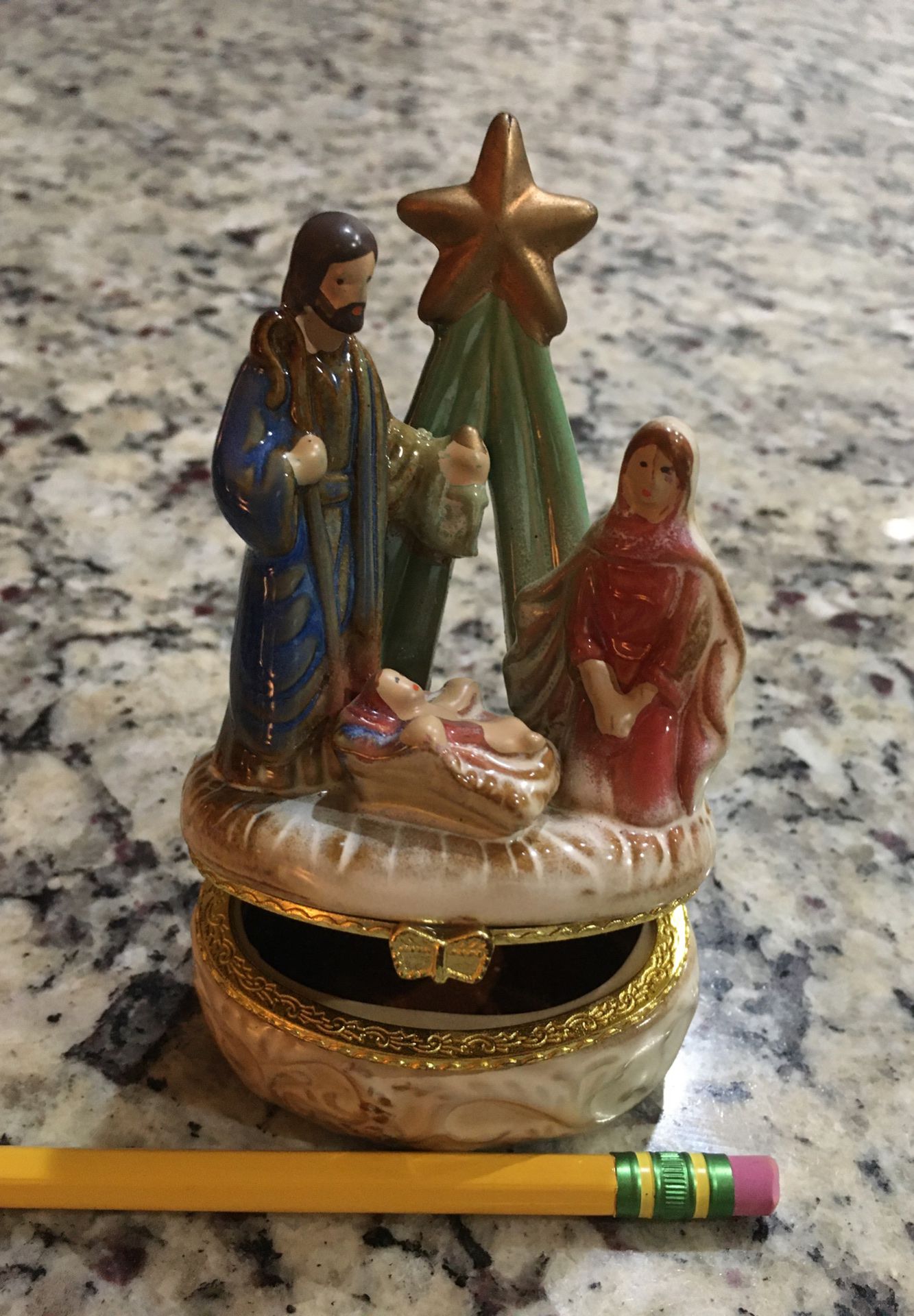 Nativity Porcelain Jewelry Box Antique