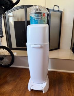 Genie diaper pail