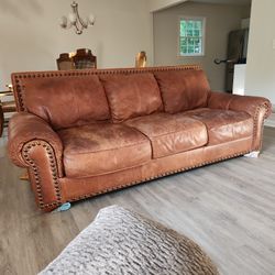 Sofa & Loveseat