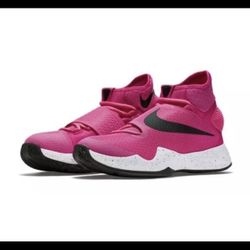 Nike Zoom Hyperrev 2016 Pink Kay Yow Breast Cancer Awareness size 8M 9.5W