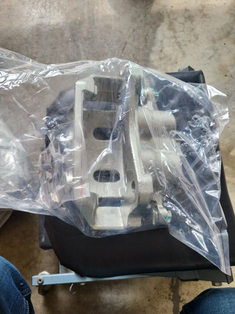 Brake Calipers Front Pair Honda Ridgeline Acura