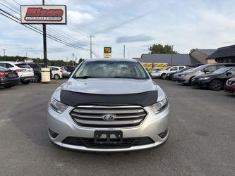 2015 Ford Taurus