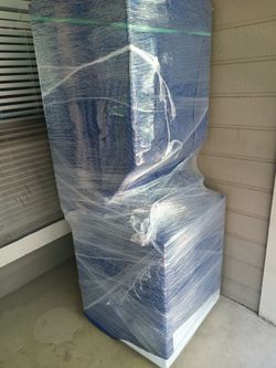 Stackable W/D W/4yr Warranty- $700OBO (Grapevine)