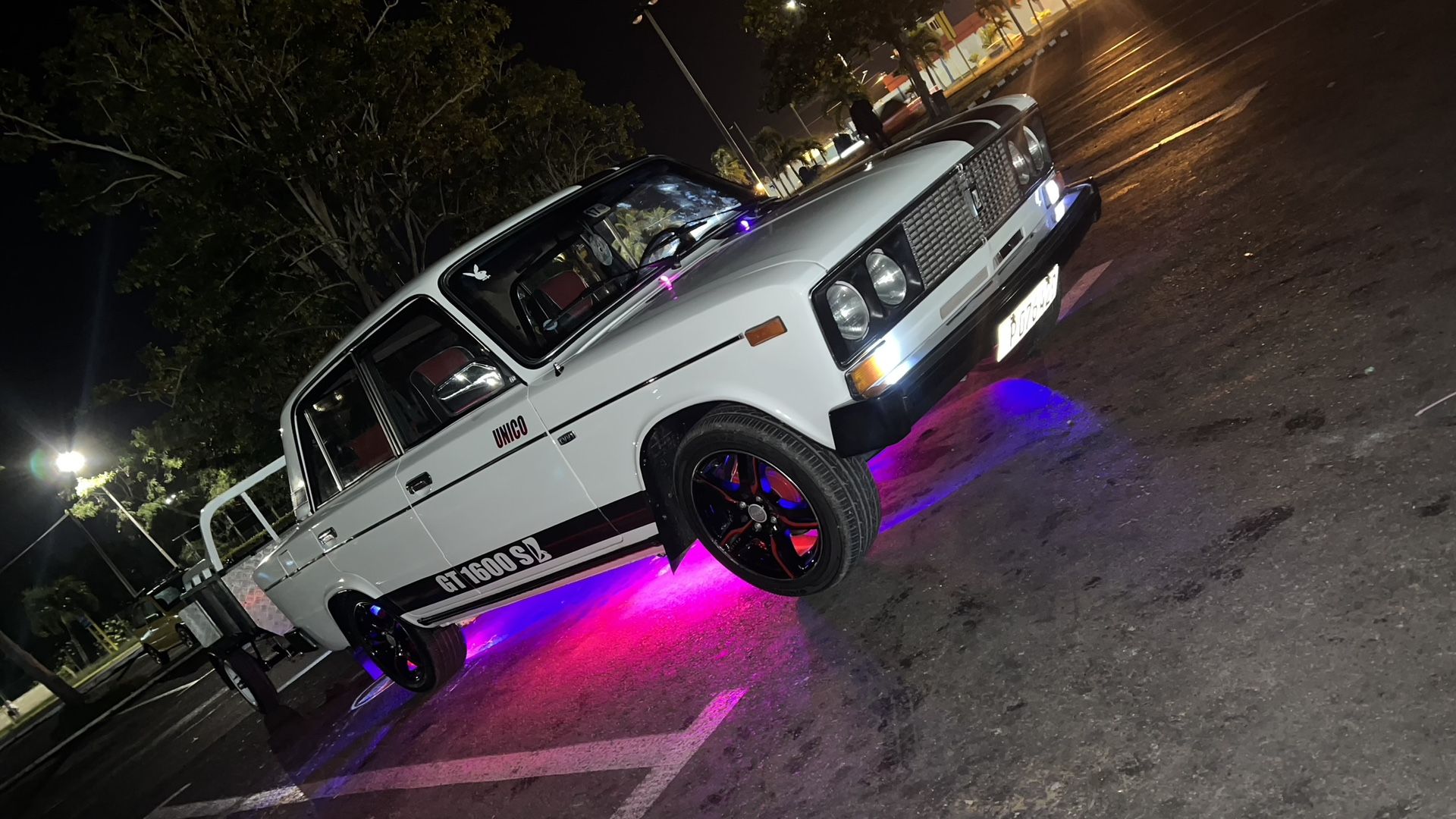 LADA 1600