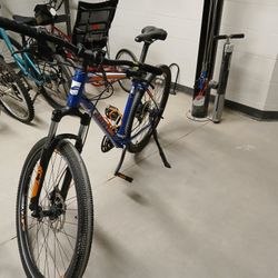 10 Speed Giant Mountain Bike