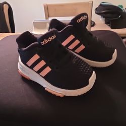 Adidas Shoes Toddler  Sneakers( Size 4K)