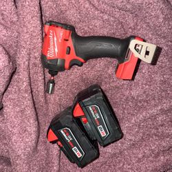 Milwaukee Fuel impact 2x 5.0 M18 batteries