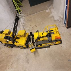 Tonka D9 Dozer And Crane 