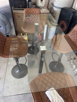 Glass Dining Table With Stools