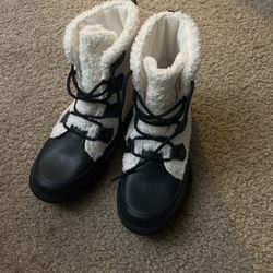 SOREL WOMENS BOOTS