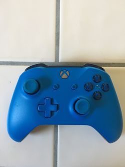 Xbox one blue wireless controller