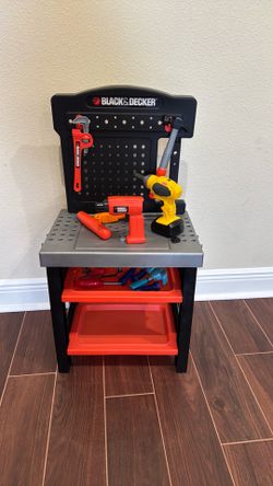 Black and decker play workbench
