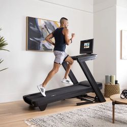 NordicTrack Ultra Commercial 1250 Treadmill - New !