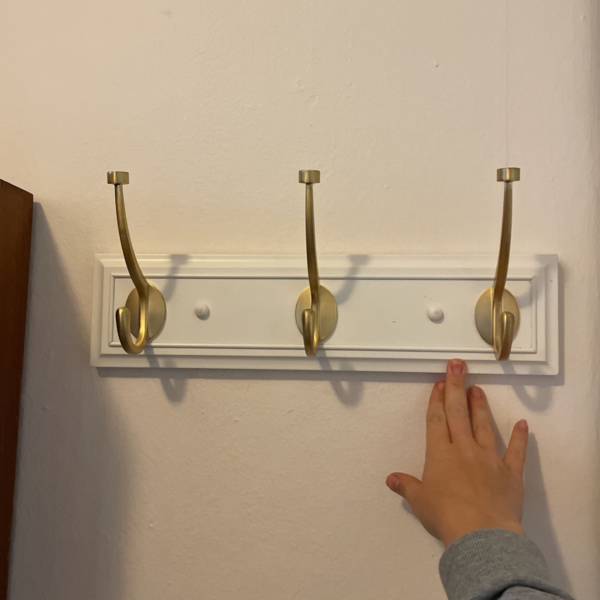 Modern Coat Hanger 