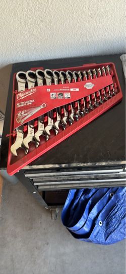 Milwaukee wrench sets