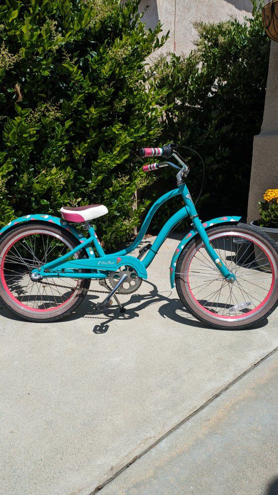 Electra Sweet Ride 20" Kids Bicycle Beach Cruiser Bike 3 Speed