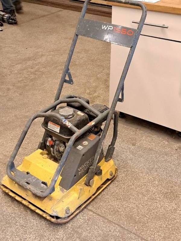 Wacker Nissan Plate Compactor