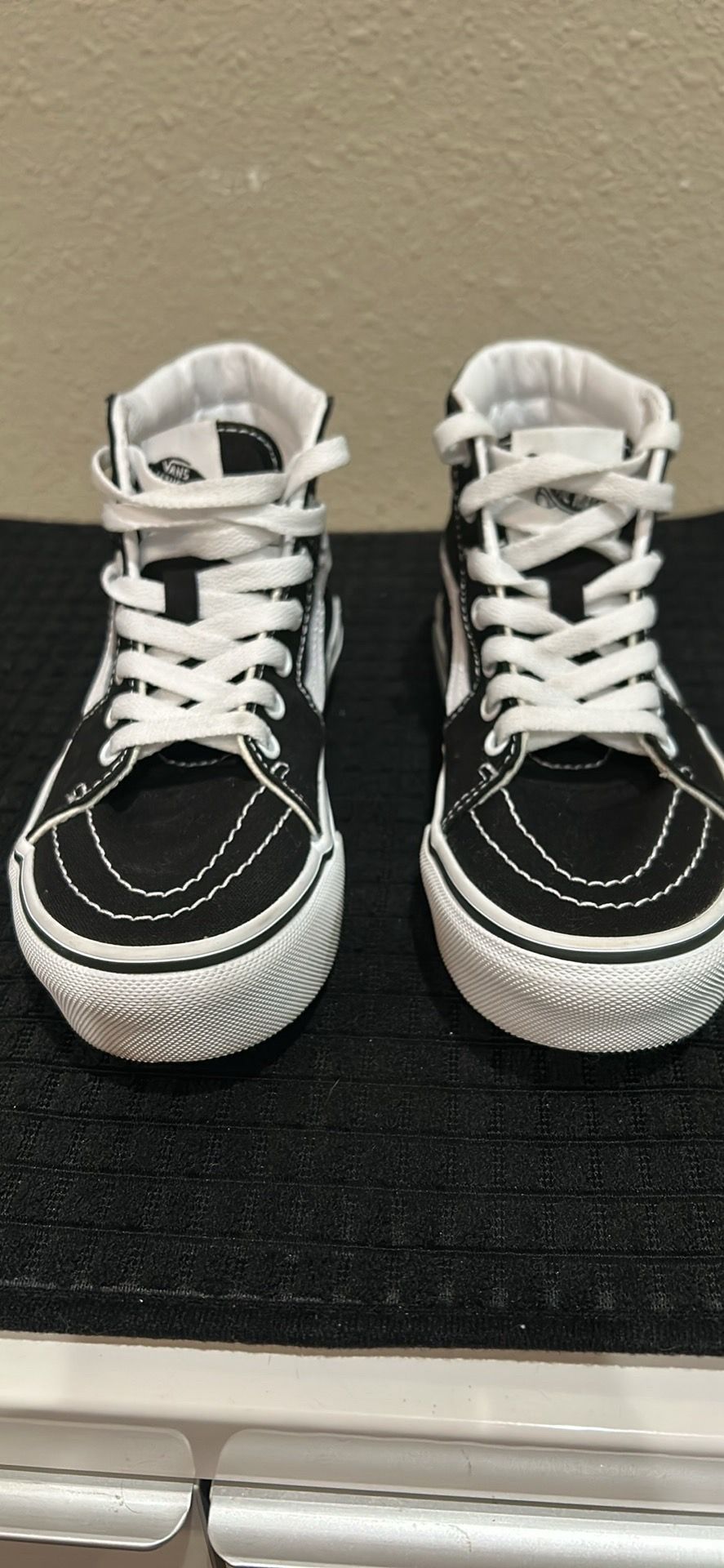 Vans black and white high tops Kids size 2Y