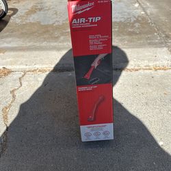 $10 Milwaukee Air Tip Claw Utility Nozzle With Brussels 