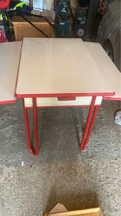Retro 60’s dinning table