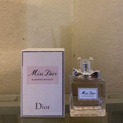 Miss Dior Blooming Bouquet