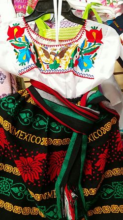 Ropa típica de Mexico set para niñas de 2,4,6