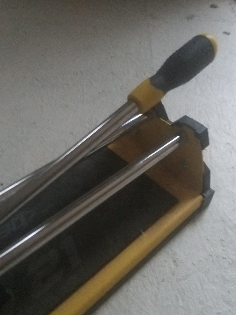 DEP 20 Inch Tile Cutter