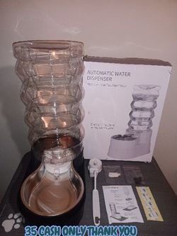 RIZZARI 9L Raised Pet Water Feeder - Automatic Stainless Steel Water Dispenser for Dogs and Cats.