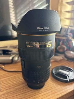 Nikon AF-S NIKKOR 16-35mm f4G ED VR wide lens
