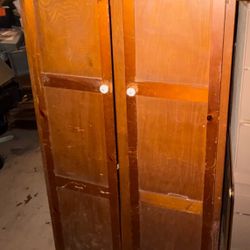 Wooden Wardrobe/Closet