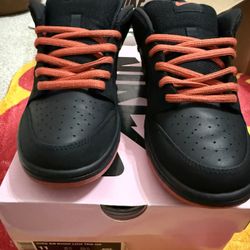 Nike SB Dunk Low Black Pigeon Size 11