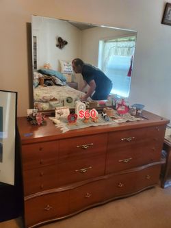 Dresser