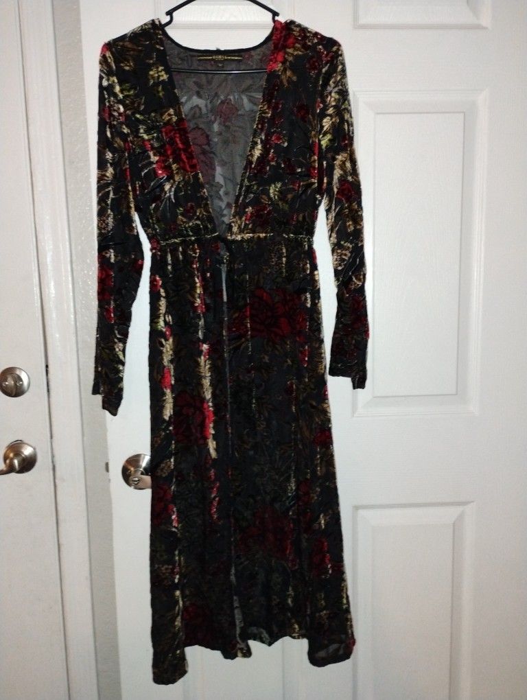 Xs Guess Throw Over/Robe/Lingerie Type