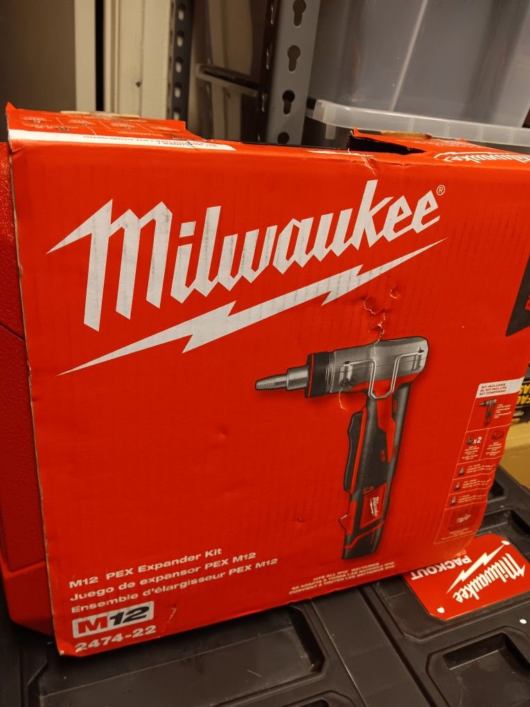 Milwaukee M12 PEX Expander Kit