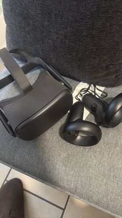 Meta Quest VR Headset with Controllers