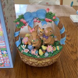 Easter Basket: Porcelain 